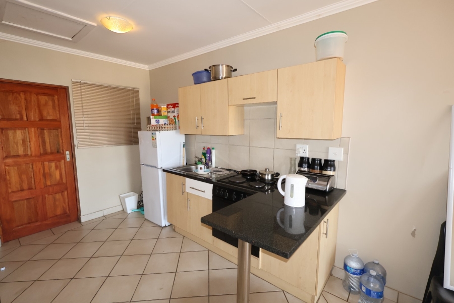 1 Bedroom Property for Sale in Vredenhof Sh Free State